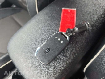 2023 Kia Forte GT-Line - miniatura 8