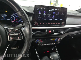 2023 Kia Forte GT-Line – miniatura 11