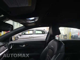 2023 Kia Forte GT-Line – miniatura 19