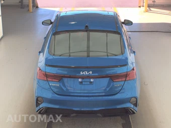 2023 Kia Forte GT-Line – miniatura 5