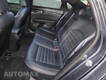 2023 Kia Forte GT-Line - miniatura 13