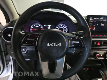 2023 Kia Forte LX - miniatura 10