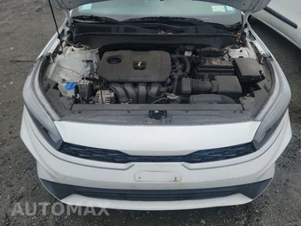 2023 Kia Forte LXS – miniatura 15