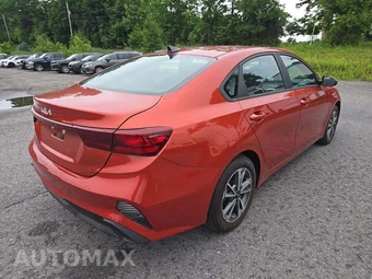 2023 Kia Forte LXS - miniatura 3