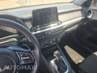 2023 Kia Forte LXS - miniatura 11