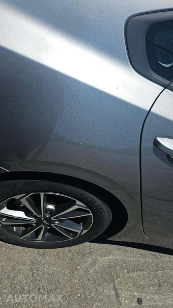 2023 Kia Forte LXS - miniatura 30
