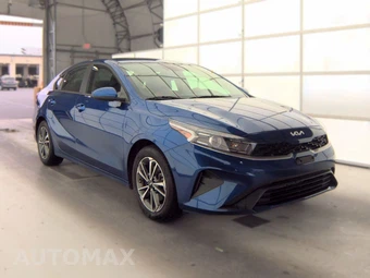 2023 Kia Forte LXS - miniatura 3