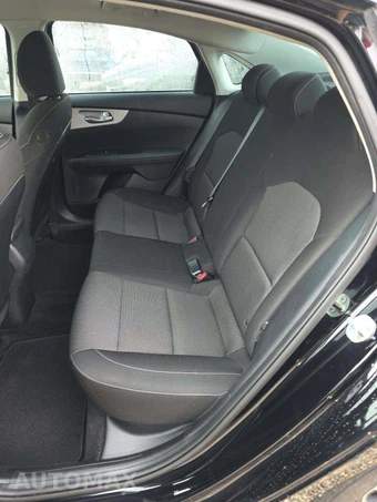 2023 Kia Forte LXS - miniatura 13