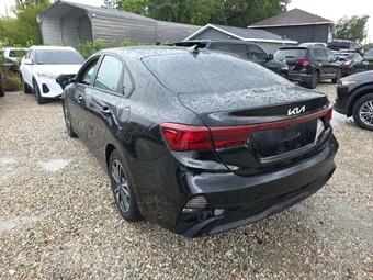 2023 Kia Forte LXS - miniatura 2