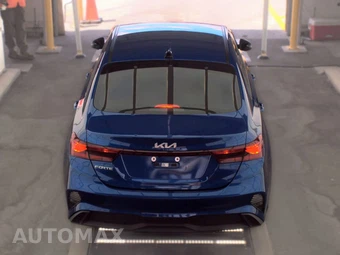 2023 Kia Forte LXS – miniatura 5