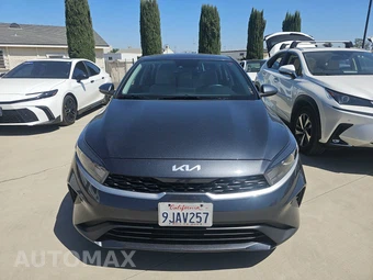 2023 Kia Forte LXS - miniatura 2