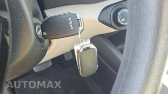 2023 Kia Forte LXS - miniatura 23