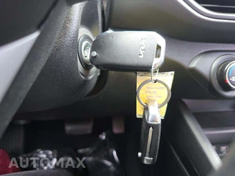 2023 Kia Forte LXS – miniatura 8