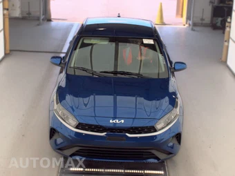 2023 Kia Forte LXS - miniatura 2