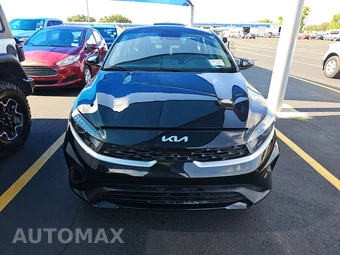 2023 Kia Forte LXS – miniatura 2