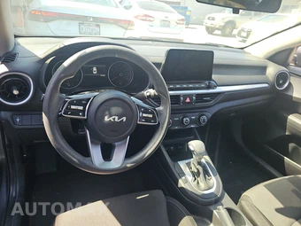 2023 Kia Forte LXS - miniatura 11