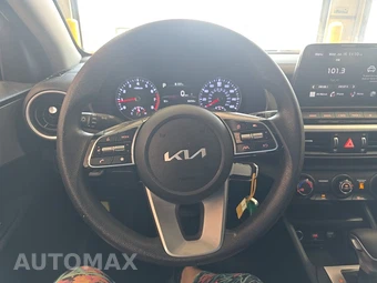 2023 Kia Forte LXS – miniatura 10