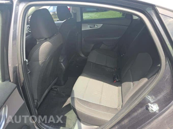 2023 Kia Forte LXS - miniatura 13