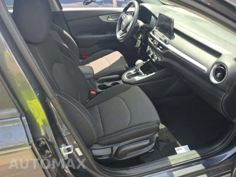 2023 Kia Forte LXS - miniatura 18