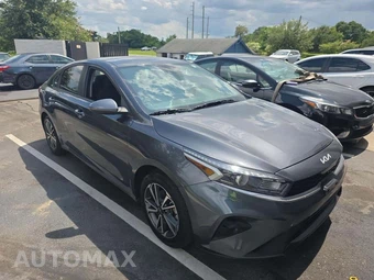 2023 Kia Forte LXS - miniatura 4