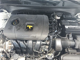 2023 Kia Forte LXS - miniatura 15