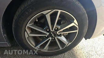 2023 Kia Forte LXS - miniatura 19