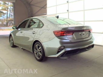 2023 Kia Forte LXS - miniatura 6