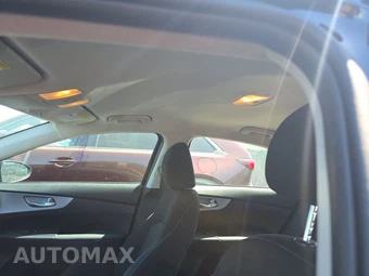2023 Kia Forte LXS - miniatura 14
