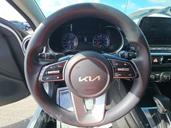 2023 Kia Forte LXS - miniatura 10