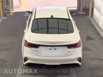 2023 Kia Forte LXS - miniatura 5
