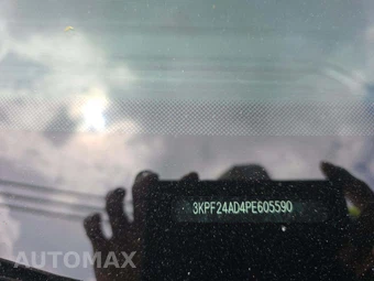 2023 Kia Forte LXS – miniatura 5