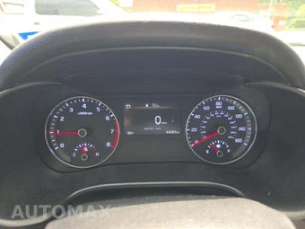 2023 Kia Forte LXS – miniatura 9