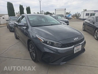 2023 Kia Forte LXS - miniatura 3