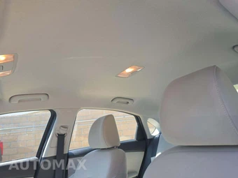 2023 Kia Forte LXS – miniatura 11