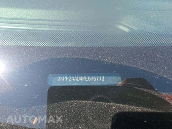 2023 Kia Forte LXS – miniatura 5
