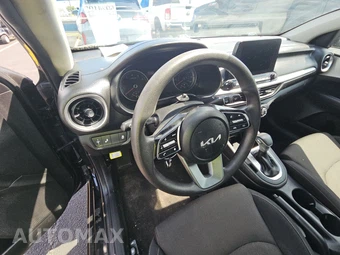 2023 Kia Forte LXS - miniatura 11