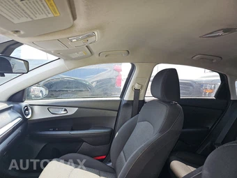 2023 Kia Forte LXS - miniatura 17