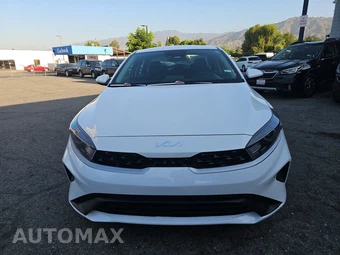 2023 Kia Forte LXS – miniatura 2
