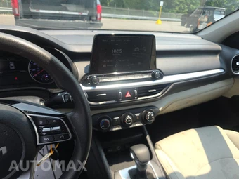 2023 Kia Forte LXS - miniatura 11