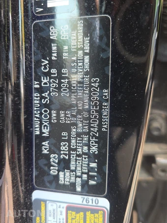 2023 Kia Forte LXS - miniatura 14