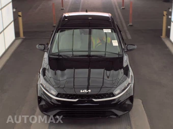 2023 Kia Forte LXS - miniatura 2