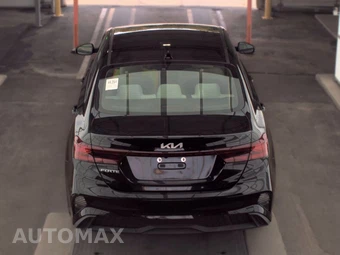2023 Kia Forte LXS - miniatura 5