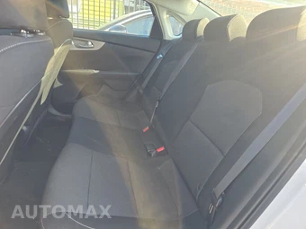 2023 Kia Forte LXS - miniatura 13