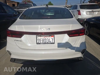 2023 Kia Forte LXS - miniatura 5