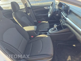 2023 Kia Forte LXS - miniatura 8