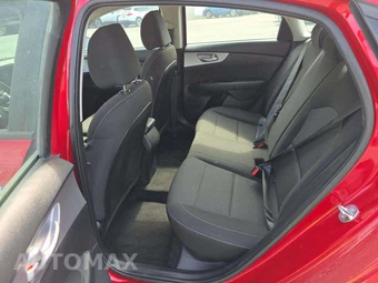 2023 Kia Forte LXS – miniatura 13