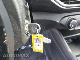 2023 Kia Forte LXS – miniatura 8
