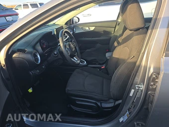 2023 Kia Forte LXS – miniatura 7