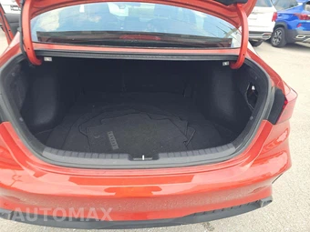 2023 Kia Forte LXS – miniatura 11