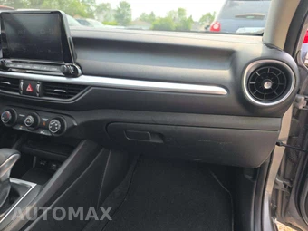 2023 Kia Forte LXS - miniatura 16